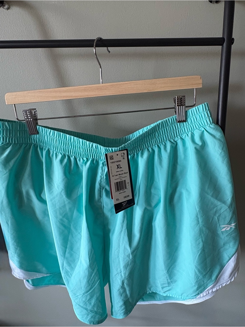 Women’s Reebok shorts - XL